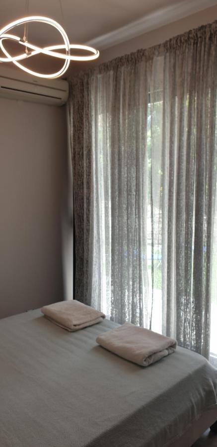 Angela Apartments Pool Gardens And Sea Views Agios Stefanos Avliotes  Ngoại thất bức ảnh