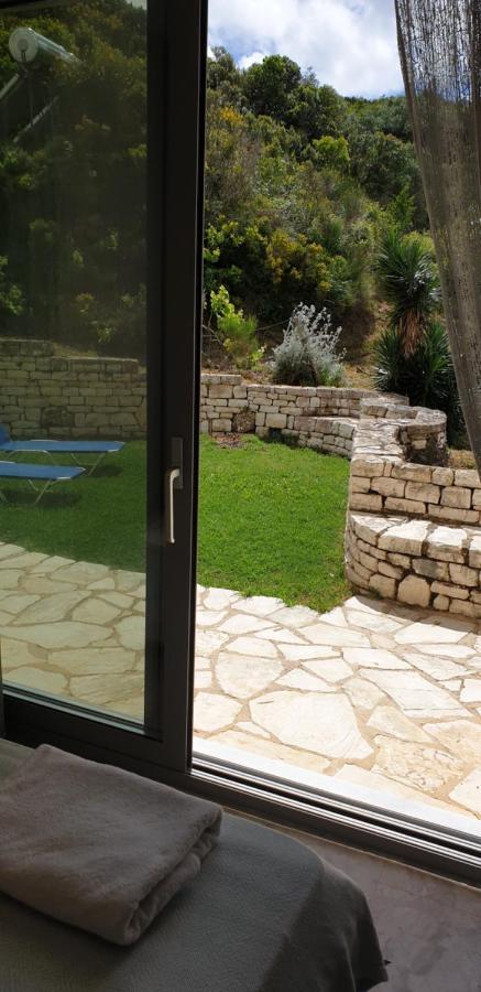 Angela Apartments Pool Gardens And Sea Views Agios Stefanos Avliotes  Ngoại thất bức ảnh